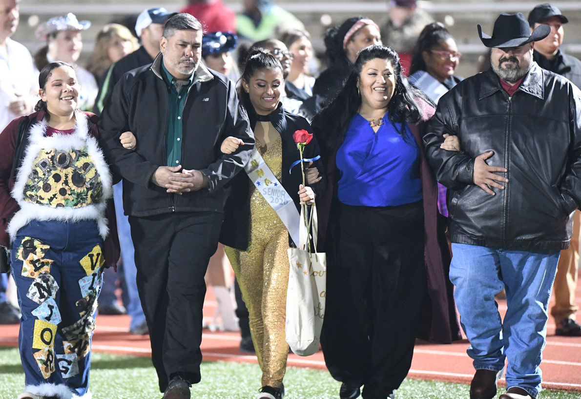 Bryan Senior Night 62.jpg
